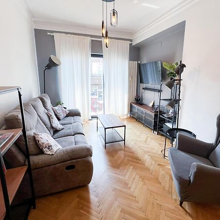 Perfect Long-Term Stay Stylish And Spacious Top Center Next To Vitosha Blvd Sofia Esterno foto
