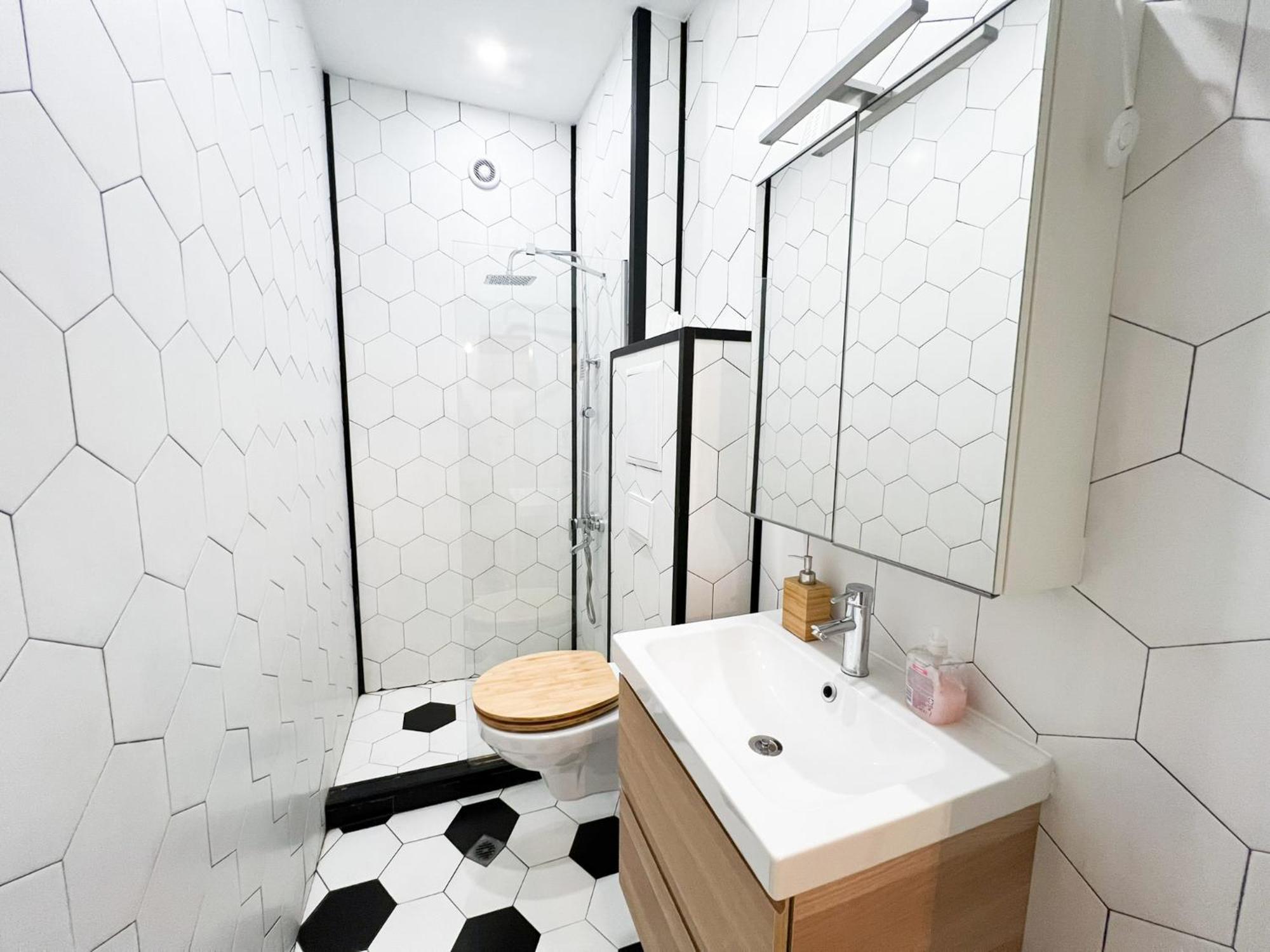 Perfect Long-Term Stay Stylish And Spacious Top Center Next To Vitosha Blvd Sofia Esterno foto