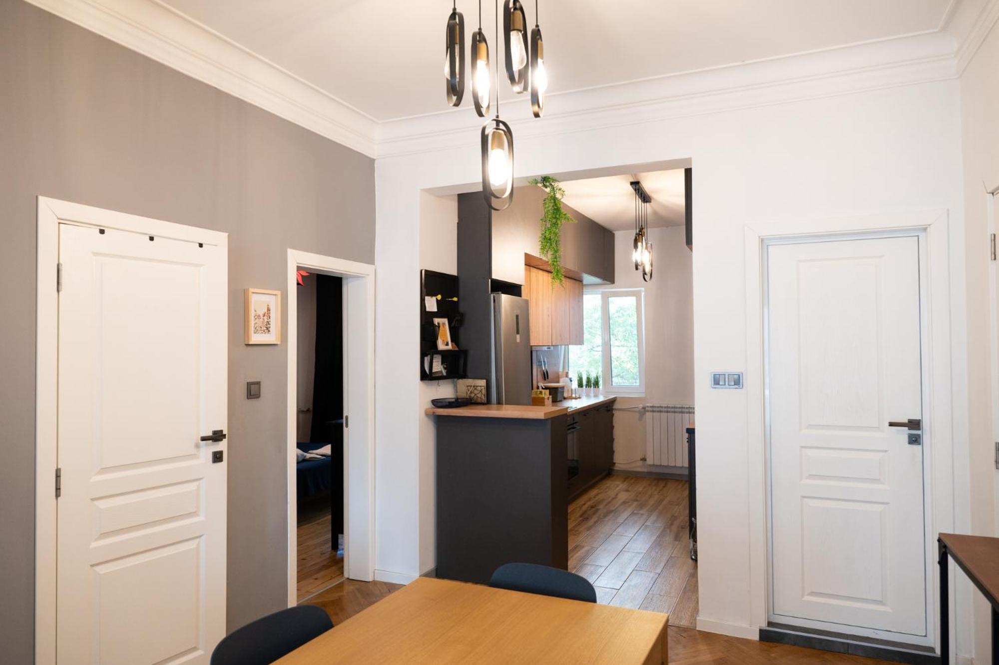 Perfect Long-Term Stay Stylish And Spacious Top Center Next To Vitosha Blvd Sofia Esterno foto